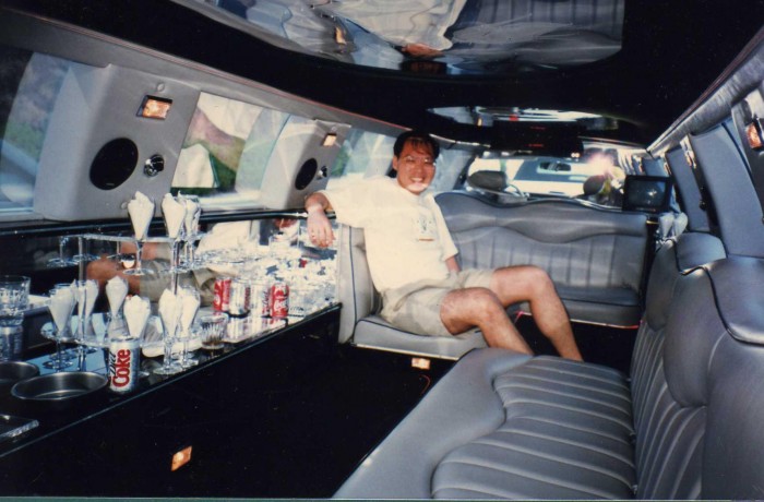 Bruce in Limousine